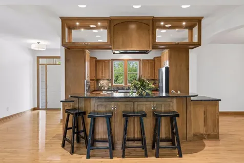3958 Greystone Ridge Eagan MN 55122