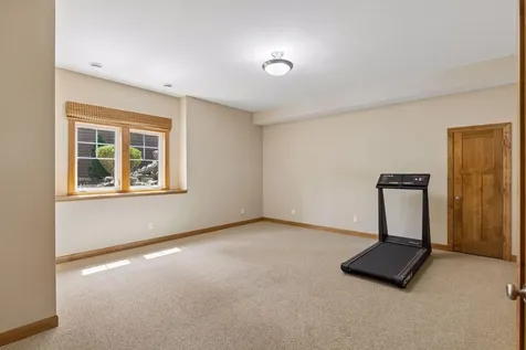 3958 Greystone Ridge Eagan MN 55122