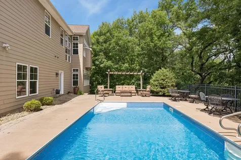 3958 Greystone Ridge Eagan MN 55122