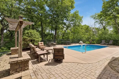 3958 Greystone Ridge Eagan MN 55122