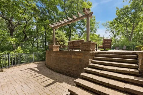 3958 Greystone Ridge Eagan MN 55122