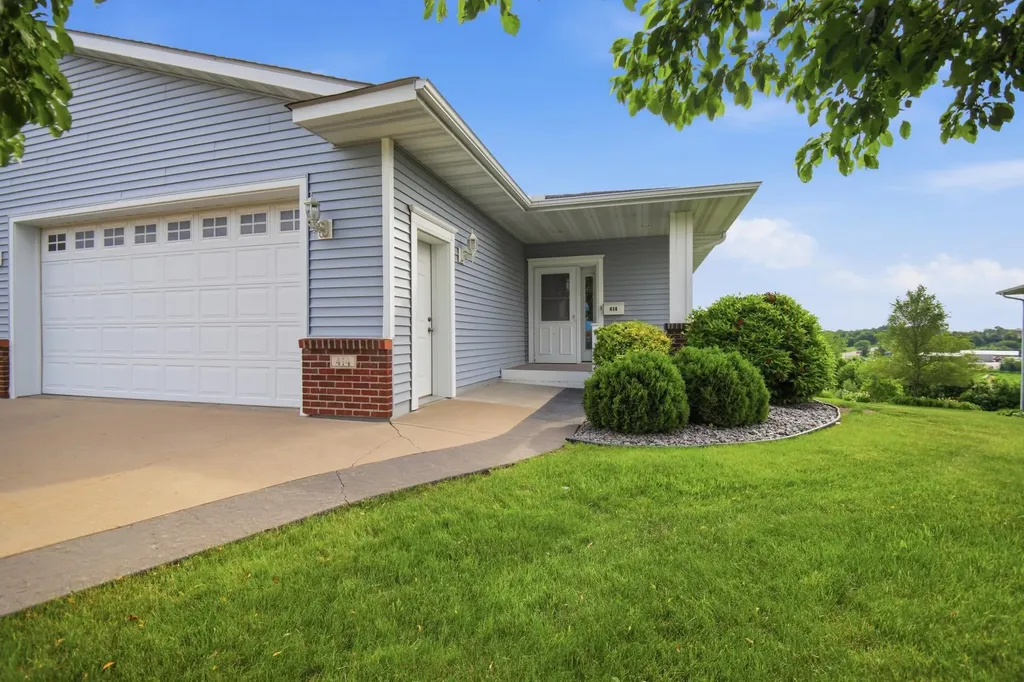 414 4th Avenue SE Lonsdale MN 55046