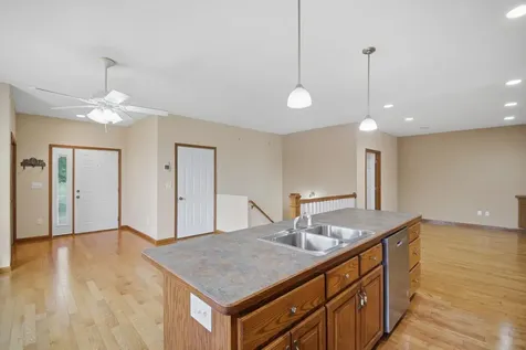 414 4th Avenue SE Lonsdale MN 55046