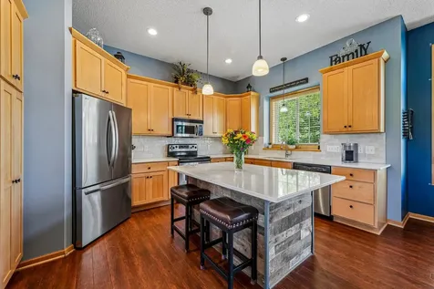 19332 Embers Avenue Farmington MN 55024