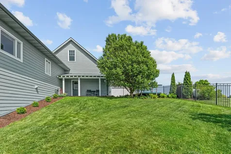 32457 Alexander Court Northfield MN 55057