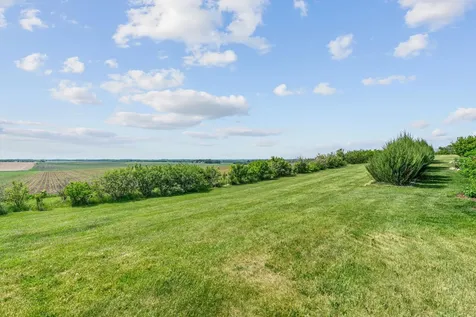 32457 Alexander Court Northfield MN 55057