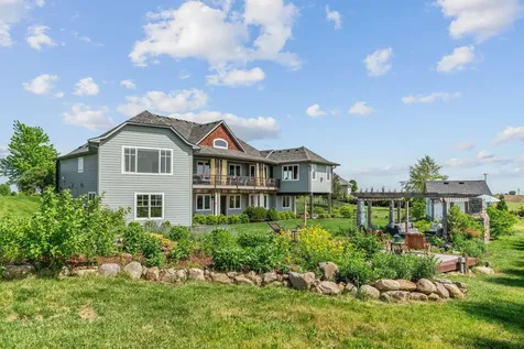 32457 Alexander Court Northfield MN 55057
