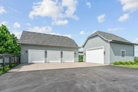 32457 Alexander Court Northfield MN 55057