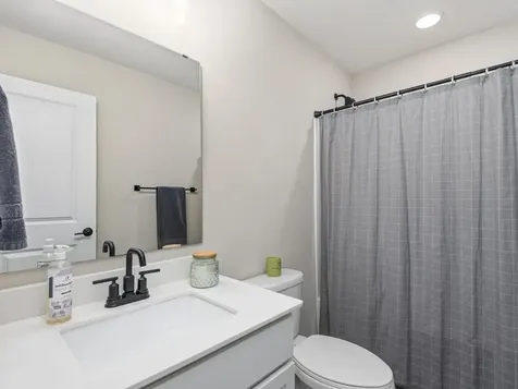 4876 Avery Court Eagan MN 55123