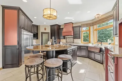6210 Deerwood Circle N Plymouth MN 55442