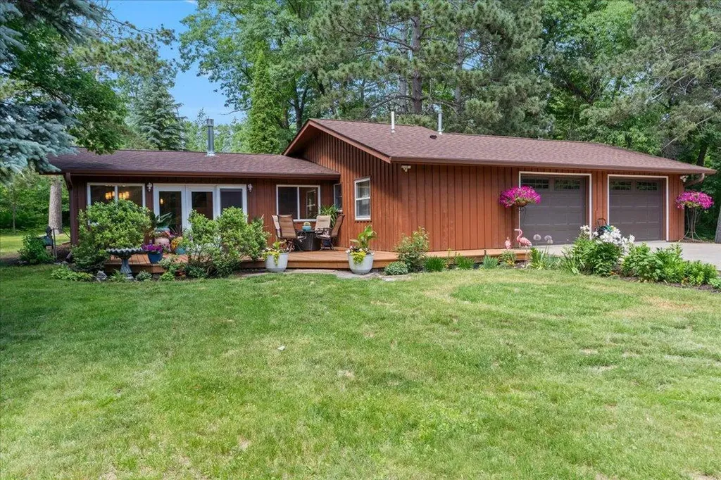 2618 Beauty Lake Road SW Nisswa MN 56468