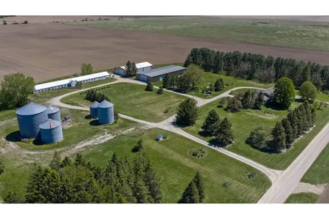17168 560th Avenue Austin MN 55912