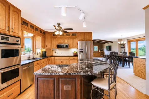 17168 560th Avenue Austin MN 55912