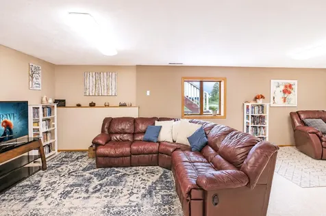 17168 560th Avenue Austin MN 55912