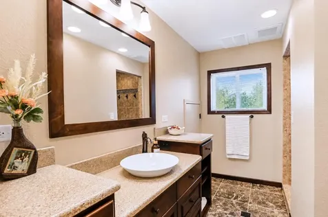 17168 560th Avenue Austin MN 55912