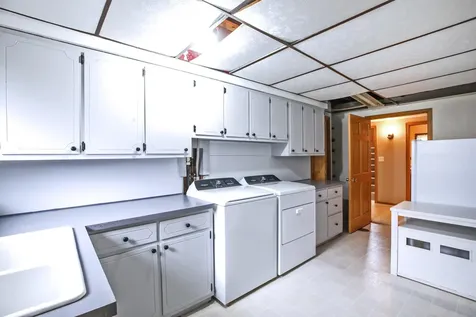 17168 560th Avenue Austin MN 55912