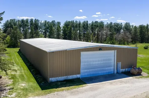 17168 560th Avenue Austin MN 55912