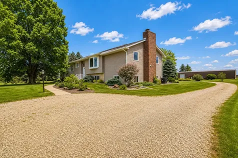 17168 560th Avenue Austin MN 55912
