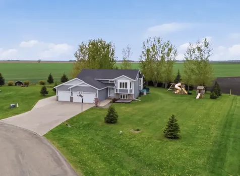 520 3rd Street N Sabin MN 56580