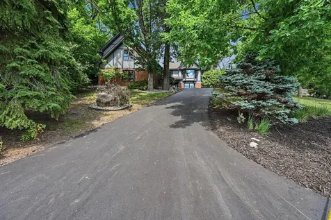 16480 Kingswood Drive Lakeville MN 55044