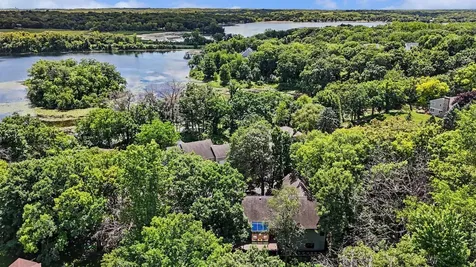 16480 Kingswood Drive Lakeville MN 55044