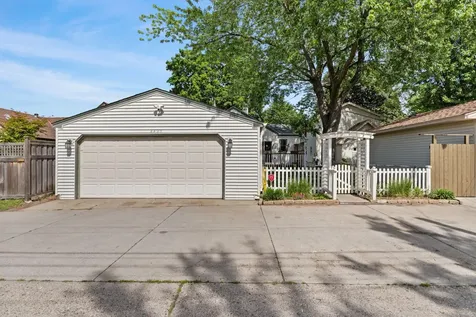 4425 Knox Avenue N Minneapolis MN 55412