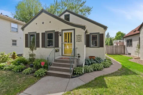 4425 Knox Avenue N Minneapolis MN 55412