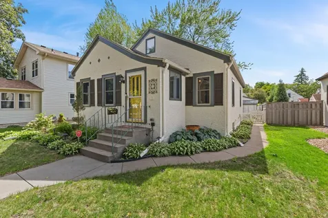 4425 Knox Avenue N Minneapolis MN 55412