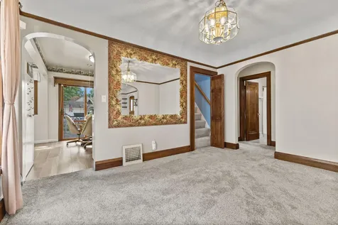 4425 Knox Avenue N Minneapolis MN 55412