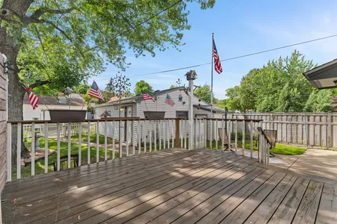 4425 Knox Avenue N Minneapolis MN 55412