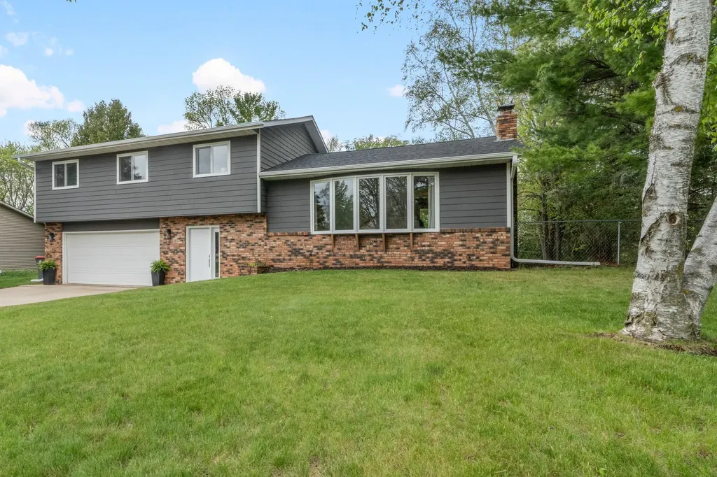 4208 Heritage Lane NE Alexandria MN 56308