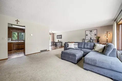 4208 Heritage Lane NE Alexandria MN 56308