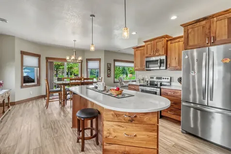 906 Lake Forest Circle Detroit Lakes MN 56501