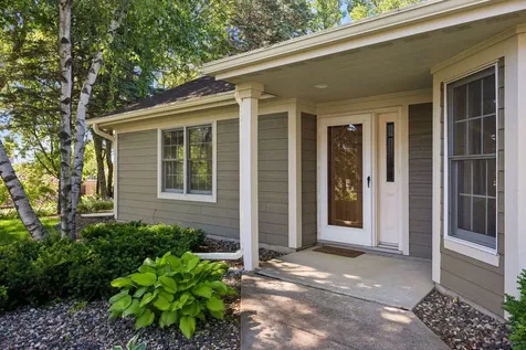 804 Ivy Lane Eagan MN 55123