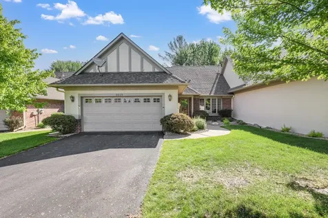 8313 Essex Road Chanhassen MN 55317
