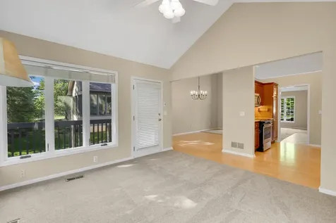 8313 Essex Road Chanhassen MN 55317