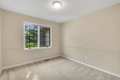 8313 Essex Road Chanhassen MN 55317