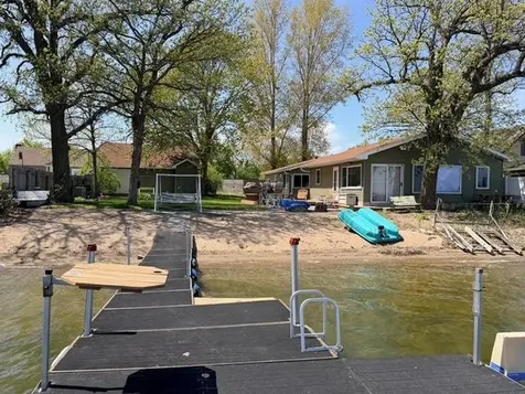 1245 W Lake Drive Detroit Lakes MN 56501