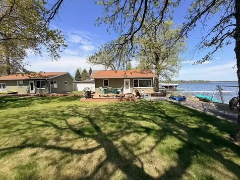 1245 W Lake Drive Detroit Lakes MN 56501