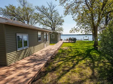 1245 W Lake Drive Detroit Lakes MN 56501