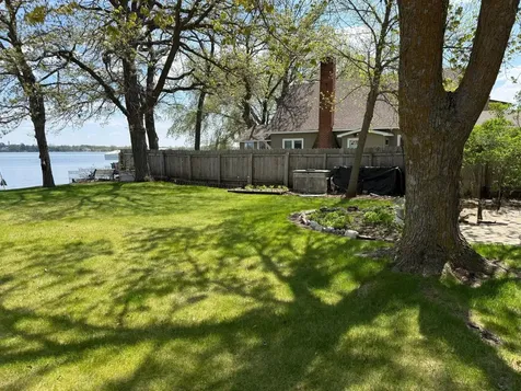 1245 W Lake Drive Detroit Lakes MN 56501