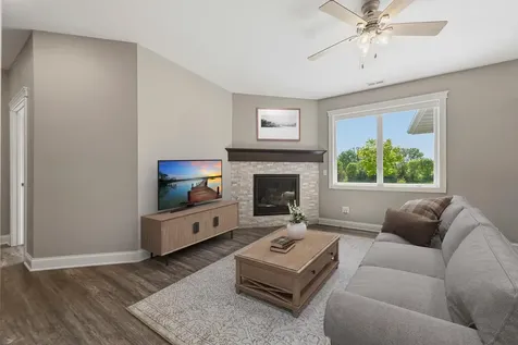 104 Dancing Waters Circle Mankato MN 56001