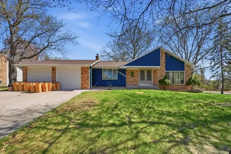10501 Fillmore Street NE Blaine MN 55434
