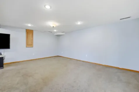 8735 136th Street Court N Hugo MN 55038