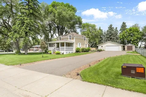 578 Tipton Avenue NW Elk River MN 55330