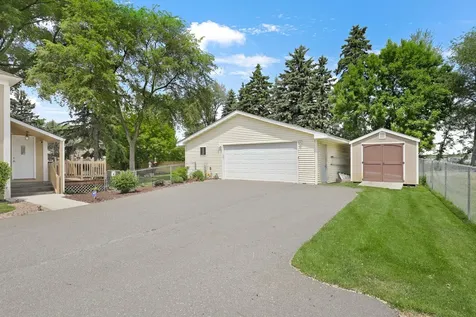 578 Tipton Avenue NW Elk River MN 55330