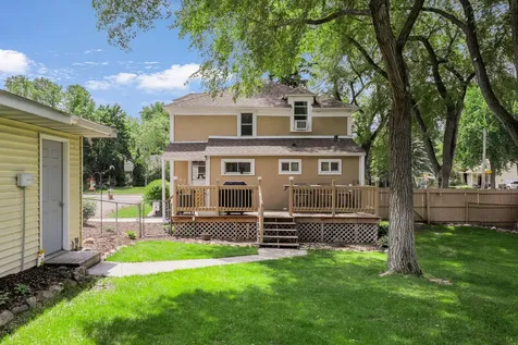 578 Tipton Avenue NW Elk River MN 55330