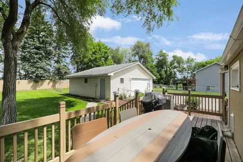 578 Tipton Avenue NW Elk River MN 55330