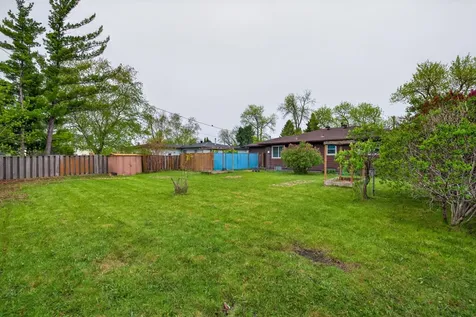 1107 24th Avenue S Moorhead MN 56560