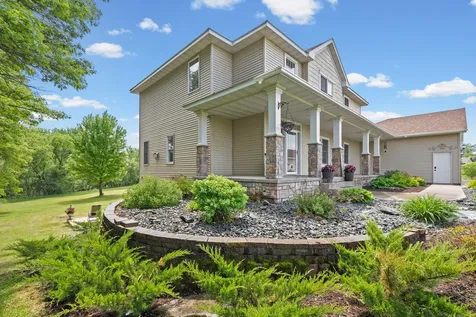 1914 261st Avenue NW Isanti MN 55040